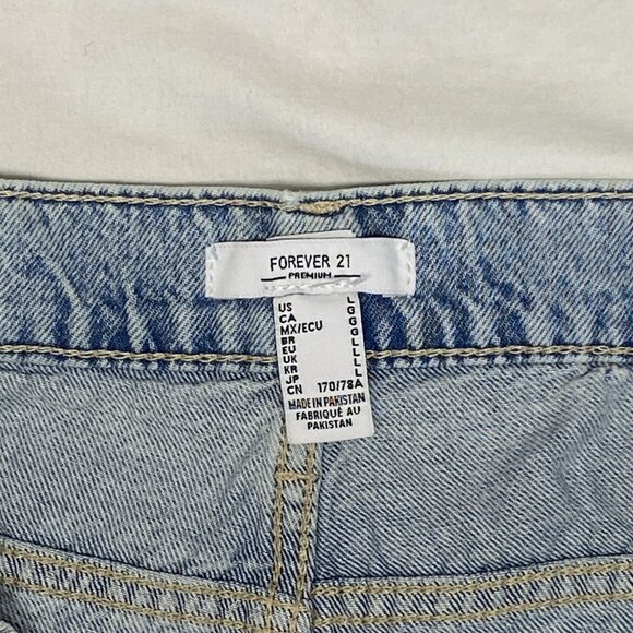 Forever 21 High Rise Gathered Yoke Stretch Faded Wide Baggy Raw Hem Jeans L Long - Picture 12 of 13